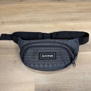 Dakine Gray and Black Patterned Hip Pack/Belt Bag with Adjustable Strap